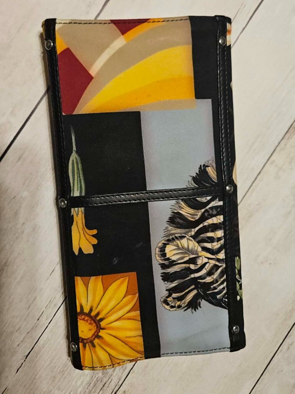 Salvatore Ferragamo Wallet in Fiera Carnival print - Picture 2 of 3